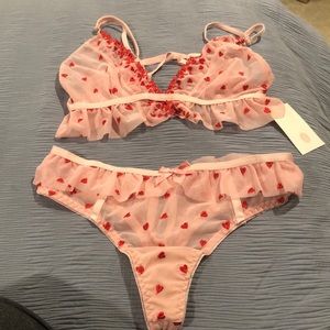 A thousand hearts ruffle sheet lingerie set - brand new with tags, never worn!
